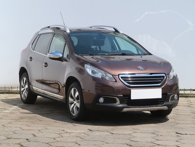 Peugeot 2008 , Skóra, Navi, Klimatronic, Tempomat, Parktronic,