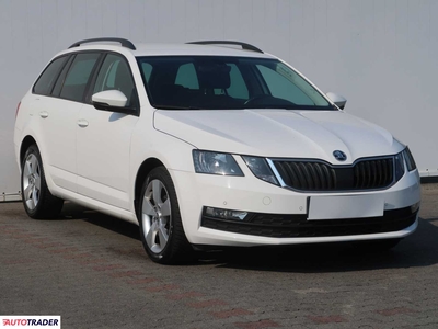 Skoda Octavia 1.6 113 KM 2017r. (Piaseczno)