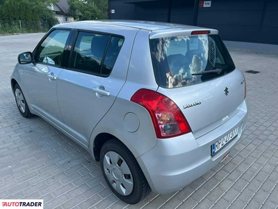 Suzuki Swift 1.3 benzyna 92 KM 2009r.