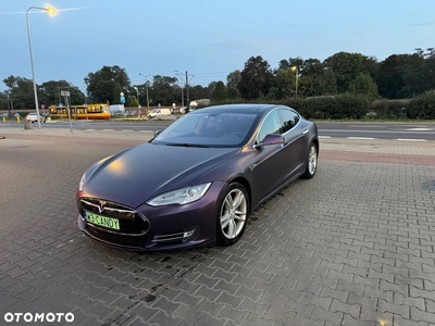 Tesla Model S Performance