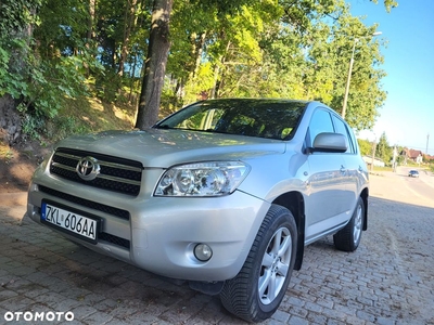 Toyota RAV4 2.2 D-4D 4x4 Executive