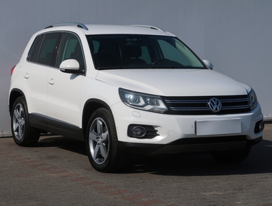 Volkswagen Tiguan , Salon Polska, Serwis ASO, Navi, Xenon, Bi-Xenon,