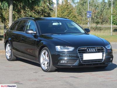 Audi A4 2.0 134 KM 2015r. (Piaseczno)