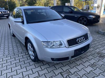 Audi A4 Bezwypadkowa 1.6 MPI Bardzo zadbana.