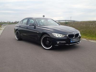 Bmw f30 320d 184km Manual Skóra Alu19& Navi