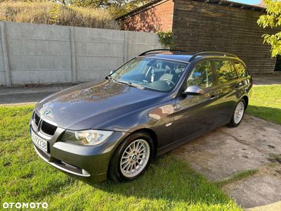 BMW Seria 3 318d