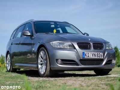 BMW Seria 3 318d Touring Sport Line