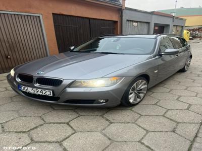 BMW Seria 3 320d xDrive DPF Touring