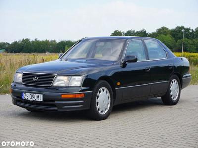 Lexus LS 400