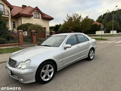 Mercedes-Benz Klasa C 180 Kompressor Avantgarde Starline