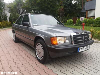 Mercedes-Benz W201 (190)