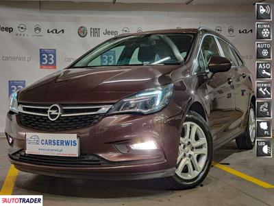 Opel Astra 1.4 benzyna 125 KM 2017r. (Warszawa)