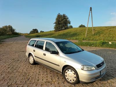 Opel Astra 1,6 benzyna kombi 2008