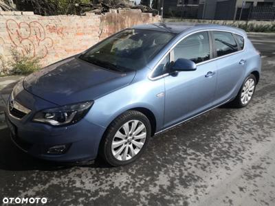 Opel Astra IV 1.4 T Cosmo