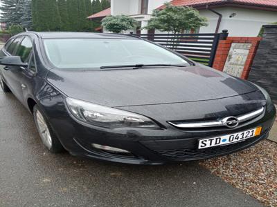 Opel Astra J Sprzedam samochód Opel Astra 1.7