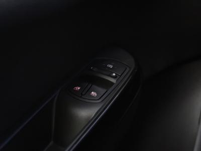 Opel Corsa 2018 1.4 40179km ABS klimatyzacja manualna