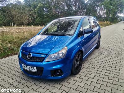 Opel Zafira 2.0 T OPC