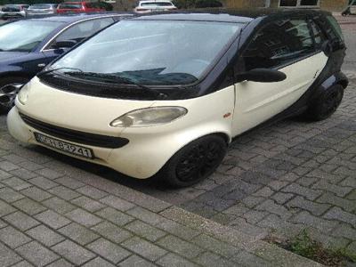 Smart pj. 600 benzyna 2001r.