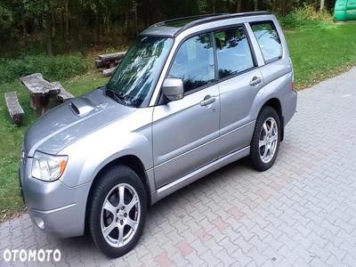 Subaru Forester 2.5 XT LUN