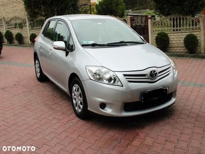 Toyota Auris 1.33 VVT-i Terra