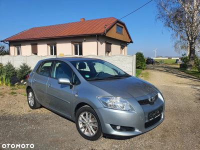 Toyota Auris 1.6 VVT-i Team