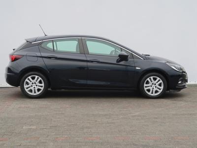 Opel Astra 2018 1.4 T 68422km ABS