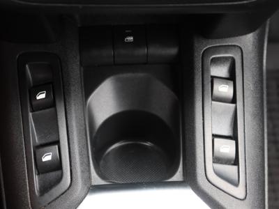 Peugeot 301 2016 1.6 VTi 100016km ABS klimatyzacja manualna