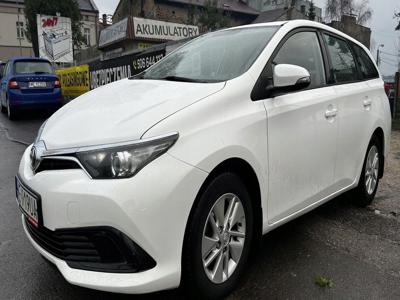 Toyota Auris II Touring Sports Facelifting 1.8 Hybrid 136KM 2018