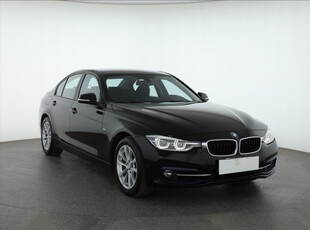 BMW 3 2017 318 i 129001km Sedan