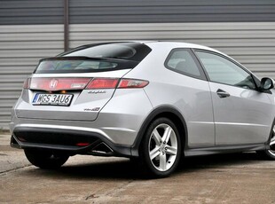 Honda Civic Type S_2.2 i-CTDi 140KM_Panorama_Navi_Climatronic_