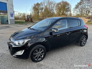 Hyundai i20 1.25BENZYNA Klimatyzacja Tempomat Ledy Bluetooth Koła Lato+Zima