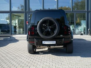 Land Rover Defender MY23.5 3.0D I6 300 KM AWD Auto X-Dynamic HSE 110 SantoriniBlack FV23%