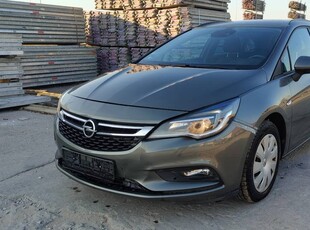 Opel Astra K 1,6 Cdti Automat Navi lekko uszkodzona z Niemiec 2017