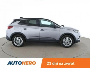 Opel Grandland X navi, klima auto, kamera i czujniki parkowania, grzane fotele