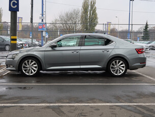 Skoda Superb 2016 2.0 TSI 199356km Sedan