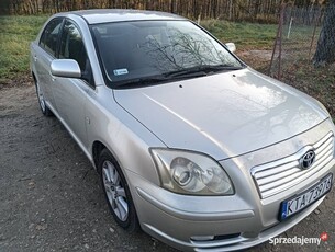 Toyota Avensis 1.8 2004r