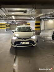 Toyota Avensis 2017 z salonu, bezwypadkowa, garażowana