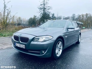 BMW Seria 5 525d xDrive Touring