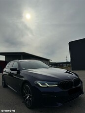 BMW Seria 5 530i xDrive Touring M Sport Edition