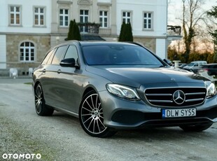 Mercedes-Benz Klasa E 220 d T 9G-TRONIC Avantgarde