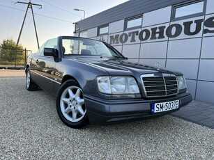 Mercedes E 200