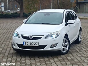 Opel Astra 1.6 Turbo 150 Jahre