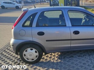 Opel Corsa 1.2 16V Essentia