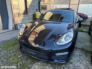 Porsche Panamera Turbo PDK