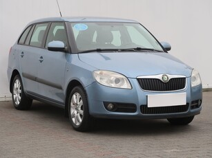 Skoda Fabia II , Salon Polska, 1. Właściciel, Serwis ASO, Klima, Parktronic,