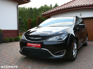 Używany Chrysler Pacifica 2017