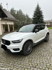 Volvo XC 40 T5 AWD R-Design