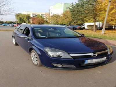 Używane Opel Astra - 10 000 PLN, 270 000 km, 2005