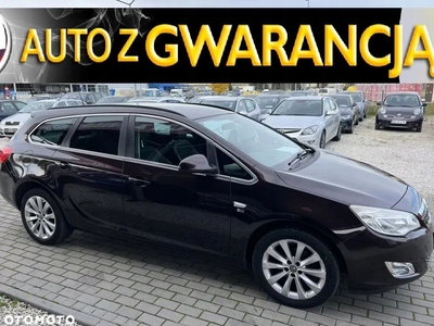 Opel Astra J Sports Tourer 1.6 Twinport ECOTEC 115KM 2012