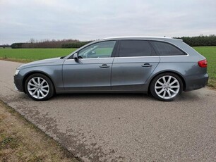 Audi A4 B8 2.0 TDI 150KM